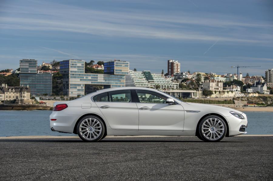  BMW 650i Gran Coupe 2015 года  (фото 26 из 32)